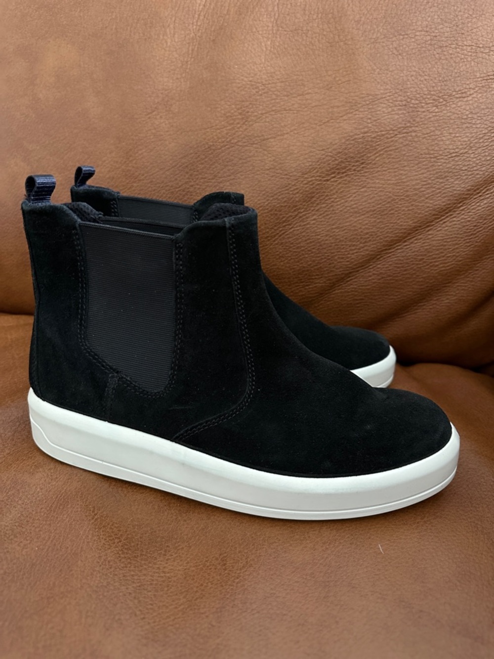 Ecco EU 38 Black Suede Chelsea Bootie with White Sole